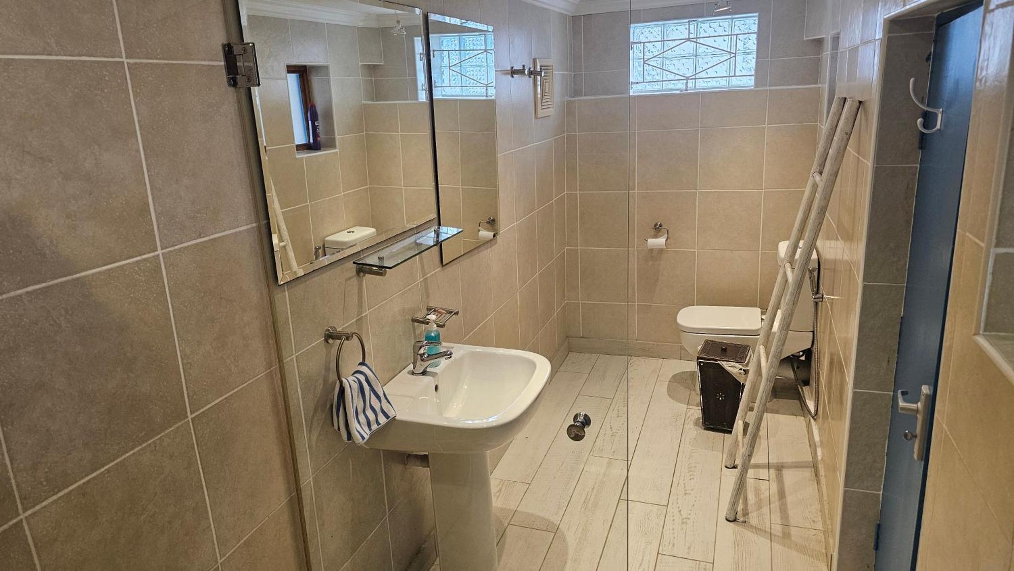Rachawadee Accomodation​ & Health Spa Simonʼs Town Exterior foto